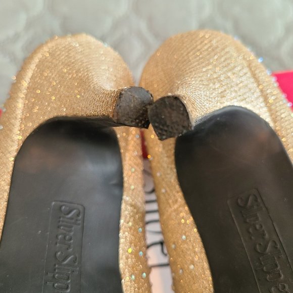 WIDE width Women's Gold Sequined Heels- worn once - Picture 4 of 6